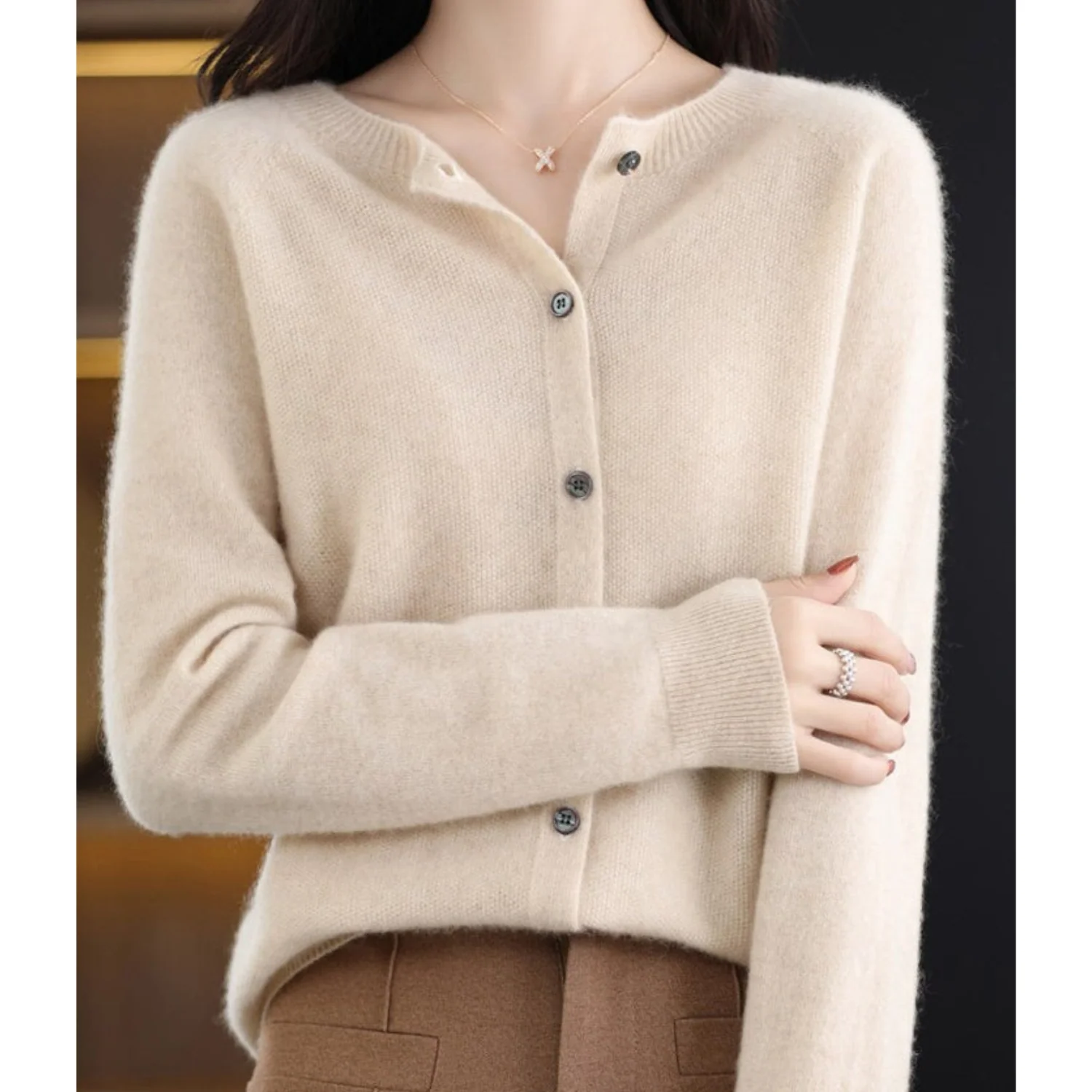 Ina – Pull à col rond pour femmes - Image 8