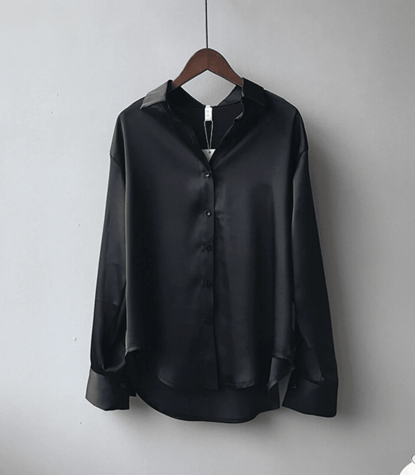 Jael – Blouse satinée élégante pour femme - Image 6