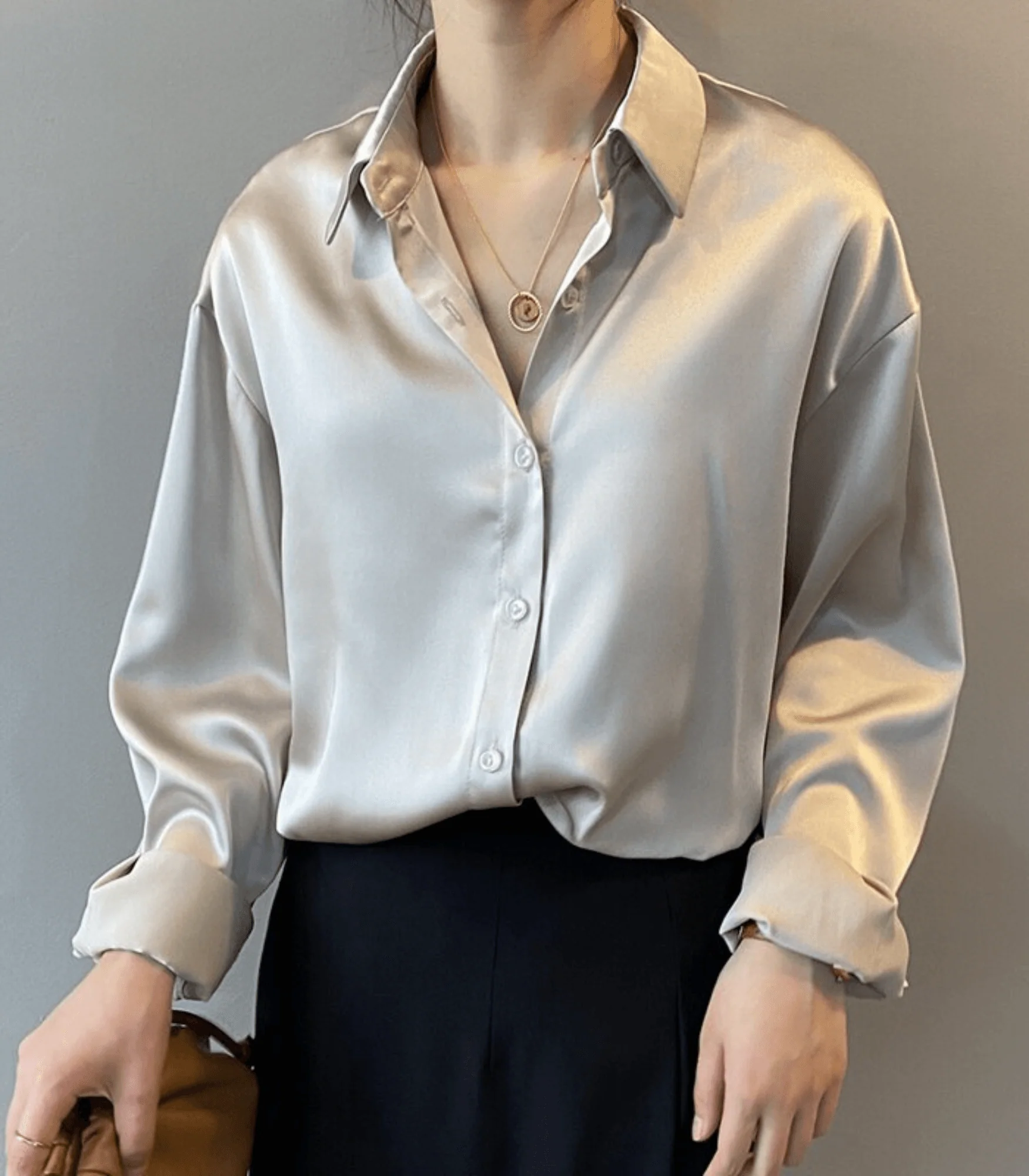 Jael – Blouse satinée élégante pour femme - Image 9